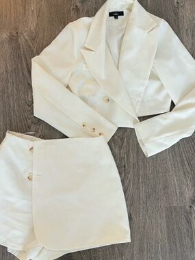Lulus blazer/skort set